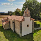 La ermita de Nuestra Señora de la Vega, en Pedrosa de Valdelucio, necesita ser restaurada.