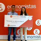 Nerea Hernández  y Adrián  Ramírez ganadores del  Primer Premio Nacional  por  su TFG