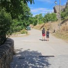 Isaac y Gorka son los primeros niños en edad escolar que viven en Ura desde hace 50 años. No tienen garantizado el transporte escolar.
