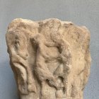 Imagen de uno de los capiteles.