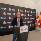 El portavoz de Vox en la Diputación de Burgos, Ángel Martín, en rueda de prensa.