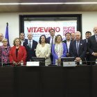 Imagen del lanzamiento de la campaña Vitaevino