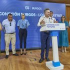 Javier Lacalle, senador del PP por Burgos, acompañado por parlamentarios 'populares' y representantes de enclaves vinculados a la A-12.