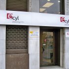 Archivo - Oficina del Ecyl en Valladolid.