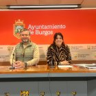 Los concejales socialistas Julián Vesga y Virginia Escudero.