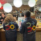 La campaña contempla el reparto de 10.000 posavasos.