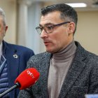 El jefe de la DGT en Burgos, Raúl Galán (derecha), junto al subdelegado del Gobierno, Pedro de la Fuente.