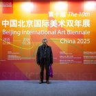 José María Val Citores, en la Bienal Internacional de Arte de Beijing.
