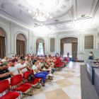 Reunión para la apertura de propuestas que concurren a las parcelas de la Feria de Atracciones en el polígono docente de Burgos a la que asistieron los feriantes.