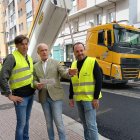 El alcalde en funciones visitó ayer los trabajos en la calle San Francisco.