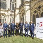 El presidente de Ibercaja, en el centro, junto con representantes de la Fundación Círculo, la Catedral y el Ayuntamiento de Burgos en la celebración del 150 aniversario de la entidad.