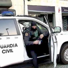 Un centenar de agentes participan en el dispositivo en el que ya hay ocho detenidos.-