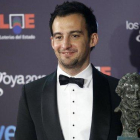 Alejandro Amenábar, con el Goya que ganó en el 2010.-JUAN MANUEL PRATS