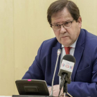 Salvador de Foronda, ayer, en la presentación de la jornada informativa.-SANTI OTERO