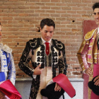 Víctor Barrio (dcha.) vestido de luces en Las Ventas el pasado 29 de mayo-P. A.