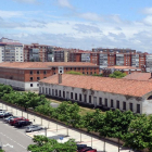 Vista de los barracones del Ministerio de Defensa en la parcela de Artillería.-ISRAEL L. MURILLO