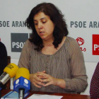 Javier Herrero y Montse Barbadillo junto a la candidata del PSOE (en el centro).-B. C.