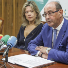 Agustín Colino y Mercedes Rodríguez presentaron la iniciativa solidaria en favor de la Fundación Once.-SANTI OTERO