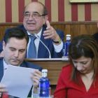Antonio Fernández Santos interviene en un Pleno municipal en una imagen de archivo.-RAÚL G. OCHOA