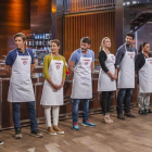 Los nueve concursantes iniciales de 'Masterchef celebrity', el nuevo porgrama de TVE.-TVE