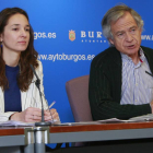 Los concejales socialistas Carmen Hernando y Luis Escribano en una imagen de archivo.-RAÚL G. OCHOA