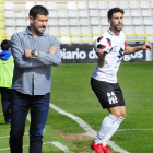 Fernando Estévez durante el choque que jugó el Burgos CF contra el Real Madrid Castilla.-ISRAEL L. MURILLO