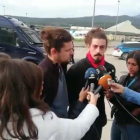Retienen cuatro jóvenes en la junquera y requisan móviles.-JOAN CASTRO