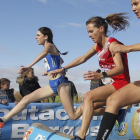 Celia Antón pasa un obstáculo en el Cross de Atapuerca-Santi Otero