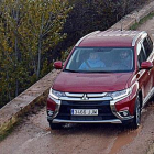 El restyling del nuevo Outlander evoca a sus predecesores pero cuenta con grandes cambios en su frontal que le da más personalidad.-HÉCTOR FUSTEL