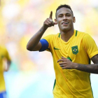 Neymar celebra su segundo gol en la semifinal contra Honduras.-MARTIN BERNETTI / AFP