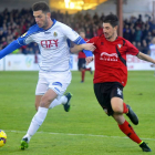 Imagen del encuentro ante el Llagostera, último en casa de los rojillos.-JOSÉ ESTEBAN EGURROLA