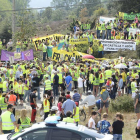 Los manifestantes convertidos en una ‘marea amarilla’ rechazan la extracción de gas por fractura hidráulica.-Ricardo Ordóñez / ICAL
