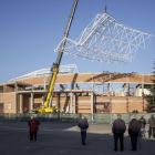 Imagen del montaje de la estructura que soportará la cubierta de la plaza de toros.-SANTI OTERO