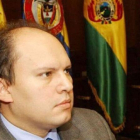 Nervis Villalobos, exviceministro de Energía de Venezuela con Hugo Chávez.-EFE (ARCHIVO)