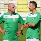 Fede Castaños y David González charlan durante un entrenamiento.-ISRAEL L. MURILLO