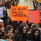 Manifestación de estudiantes de Bachillerato contra la Lomce en Barcelona.-DANNY CAMINAL