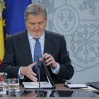 Íñigo Méndez de Vigo comparece ante los medios tras el Consejo de Ministros.-JOSÉ LUIS ROCA