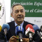 El presidente provincial de la Asociación Española Contra el Cáncer, Serafín de Abajo, comparece para abordar asuntos de actualidad-Ical