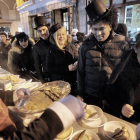 Los burgaleses apuran el último día de carnaval para disfrazarse mientras disfrutan de las sardinas.