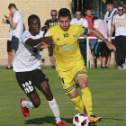 El capitán del Bupolsa, Pablo, en el choque contra el Burgos CF-Raúl G. Ochoa