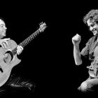 El guitarrista Miguel Ángel Azofra y el violinista Diego Galaz. ECB