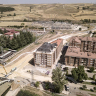 Vista elevada de la prolongación del vial a continuación del puente de Las Rebolledas hasta la rotonda de la avenida Valentín Niño durante la realización de las obras.-ISRAEL L. MURILLO