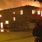 El incendio comenzó en torno a las 18 horas del viernes 4 de enero y rápidamente consumió la vivienda.-ECB