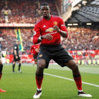 Paul Pogba celebra su segundo gol de penalti al West Ham.-REUTERS / CARL RECINE
