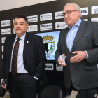 José Luis García y Gonzalo Antón durante la rueda de prensa de ayer en El Plantío-Israel L. Murillo