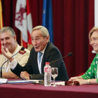 Julio Linares, vicepresidente de Telefónica, en el momento de su exposición.-RAÚL G. OCHOA