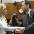 Ciudadanos condicionó su apoyo al PP a que cualquier cargo público que falsificara su currículum debería dimitir.-/ PACO CAMPOS (EFE)