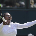 Serena, en su partido ante Mladenovich, en Wimbledon.-AP/ BEN CURTIS