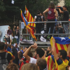 Periodistas durante un acto independentista en la plaza de la Universitat.-EL PERIÓDICO