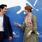 Damien Chazelle y Emma Stone, en la presentación de 'La La Land' en Venecia.-REUTERS / ALESSANDRO BIANCHI